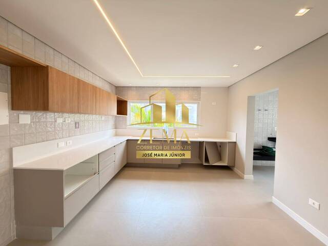 #490 - Casa em condomínio para Venda em Mogi das Cruzes - SP