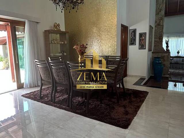 Venda em Parque Residencial Itapeti - Mogi das Cruzes